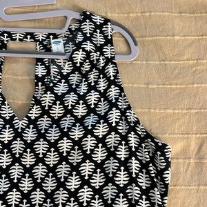 Old Navy V-Neck White and Blue Print Dress